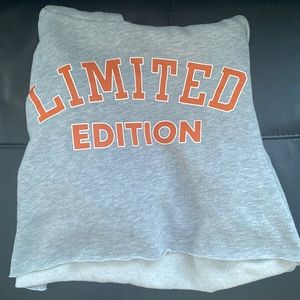 forever 21 limited edition gray cropped hoodie